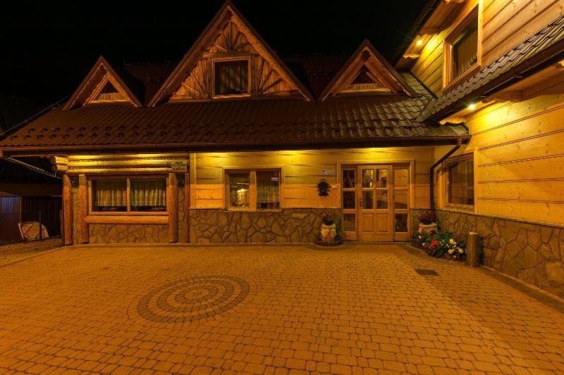 U Zbyszka Apartment เบียลกาตัทร์ชันสกา ภายนอก รูปภาพ